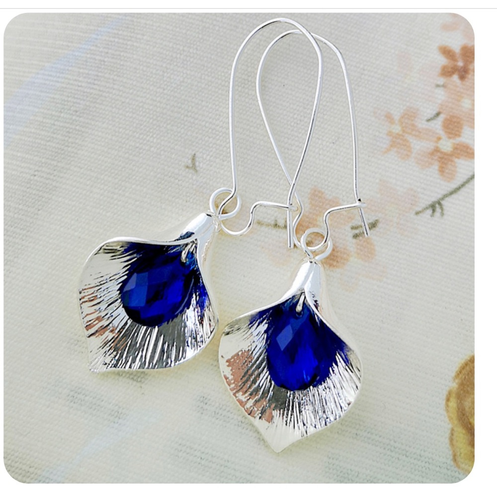Fashion orchid bud earring